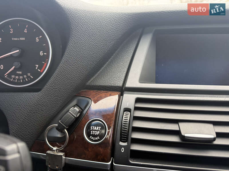 Внедорожник / Кроссовер BMW X5 2007 в Харькове