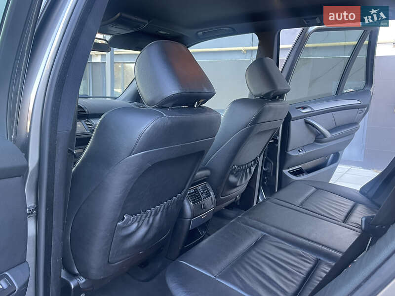 Позашляховик / Кросовер BMW X5 2006 в Луцьку