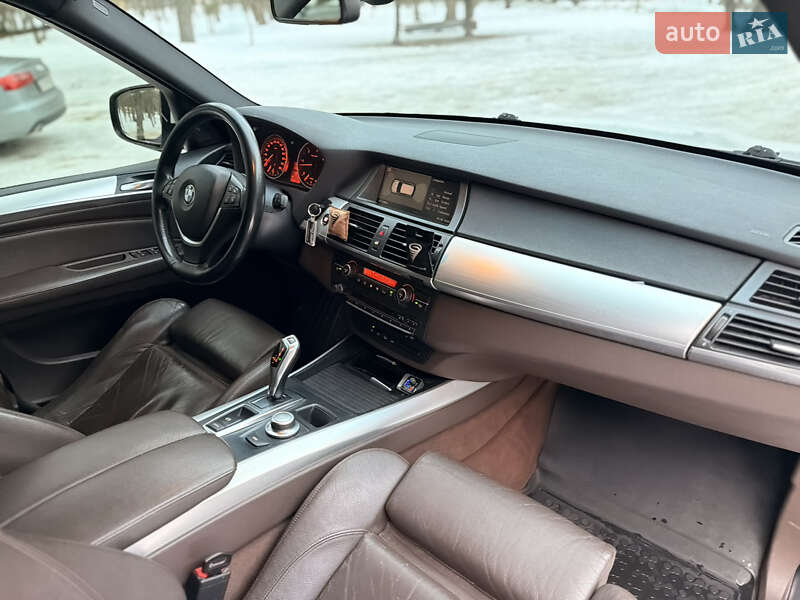 Позашляховик / Кросовер BMW X5 2009 в Чернігові