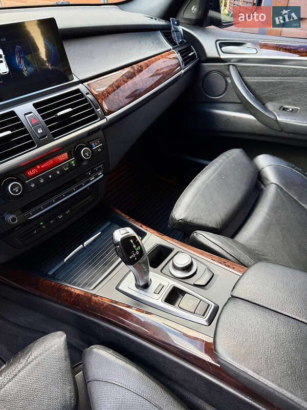 Внедорожник / Кроссовер BMW X5 2007 в Харькове фото 11 Внедорожник / Кроссовер BMW X5 2007 в Харькове