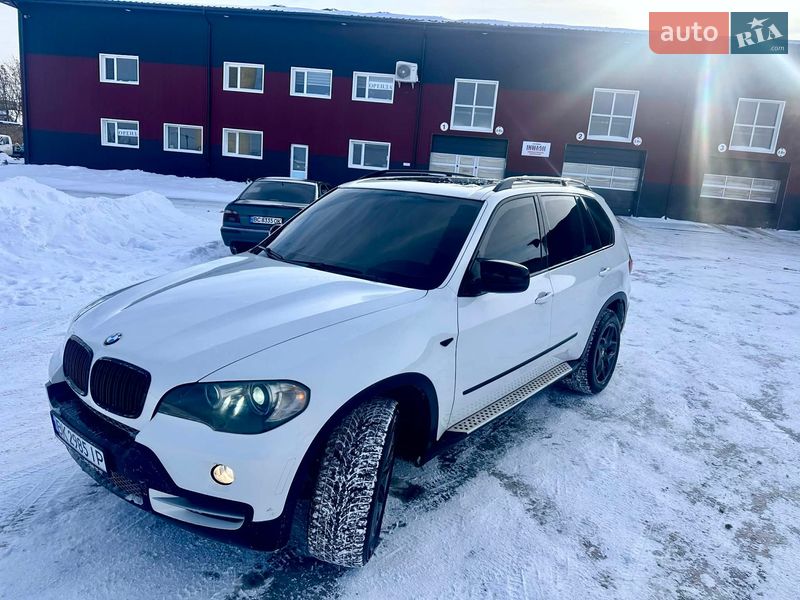 Внедорожник / Кроссовер BMW X5 2008 в Дубно