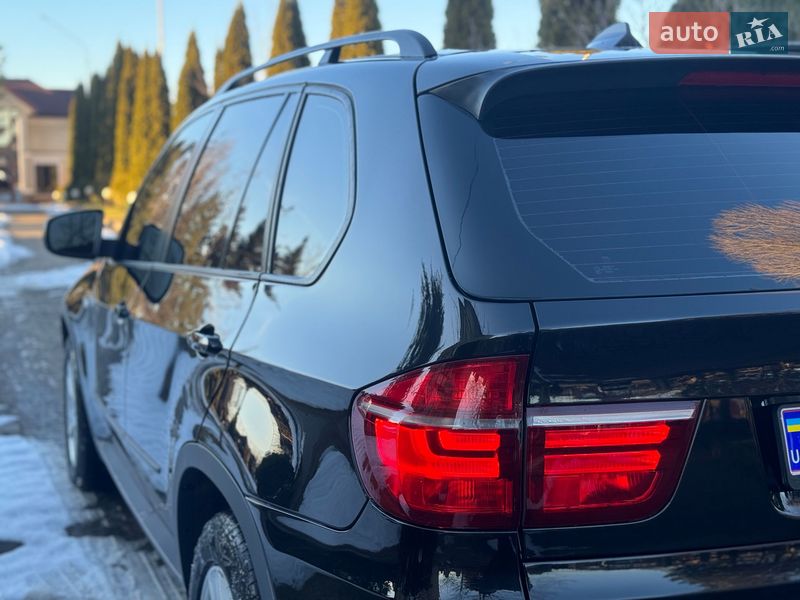 Внедорожник / Кроссовер BMW X5 2011 в Сарнах