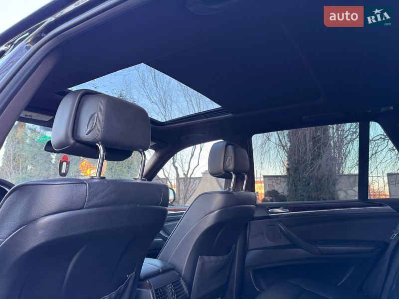 Внедорожник / Кроссовер BMW X5 2011 в Сарнах