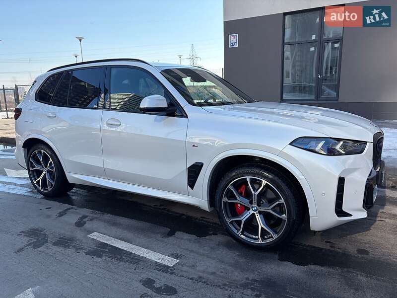 Позашляховик / Кросовер BMW X5 2023 в Києві