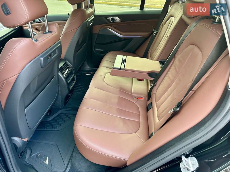 Внедорожник / Кроссовер BMW X5 2022 в Киеве