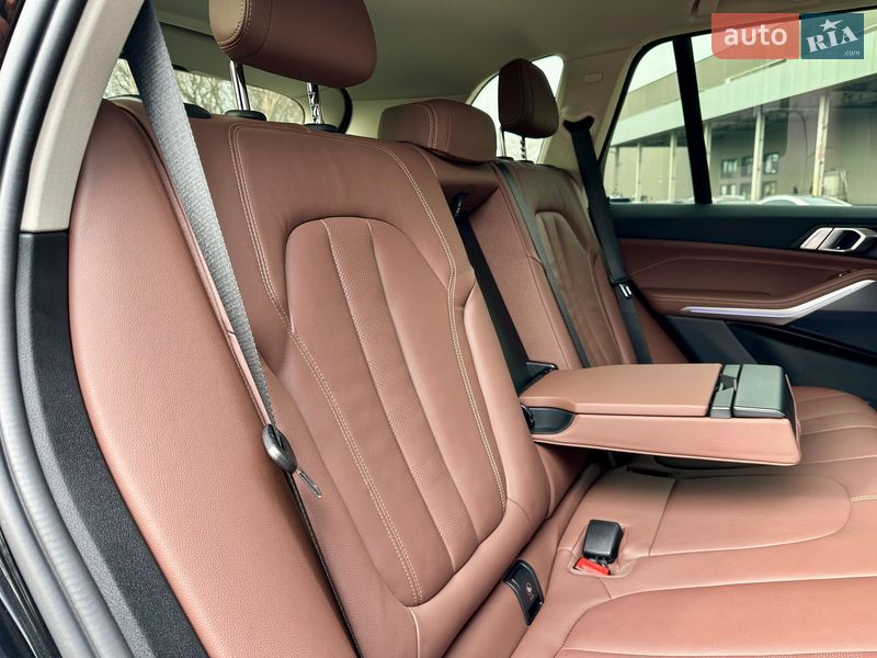 Внедорожник / Кроссовер BMW X5 2022 в Киеве