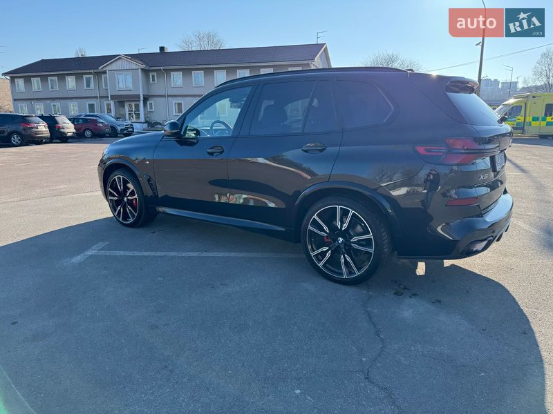Позашляховик / Кросовер BMW X5 2024 в Києві