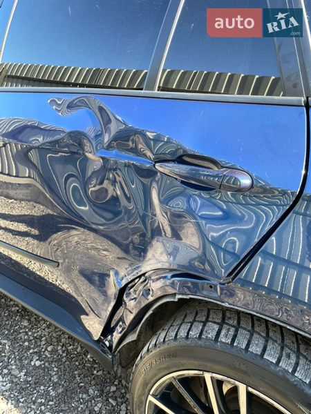 Внедорожник / Кроссовер BMW X5 2012 в Бурштыне