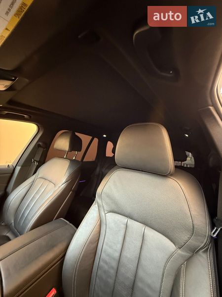 Позашляховик / Кросовер BMW X5 2019 в Чернівцях