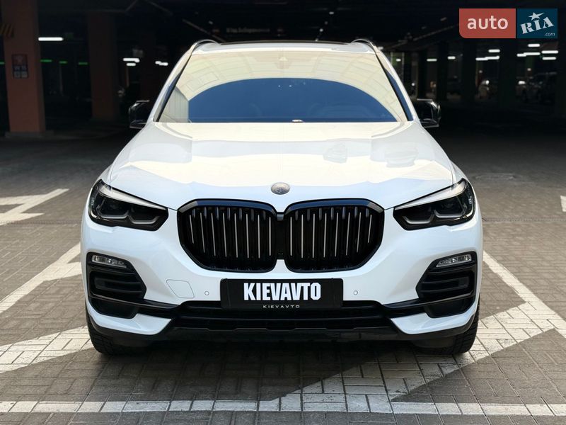 Внедорожник / Кроссовер BMW X5 2018 в Киеве