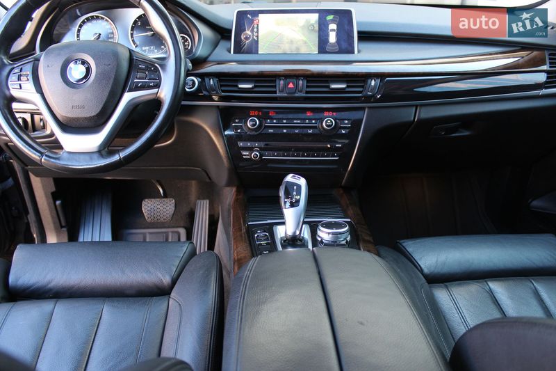 Позашляховик / Кросовер BMW X5 2015 в Рівному