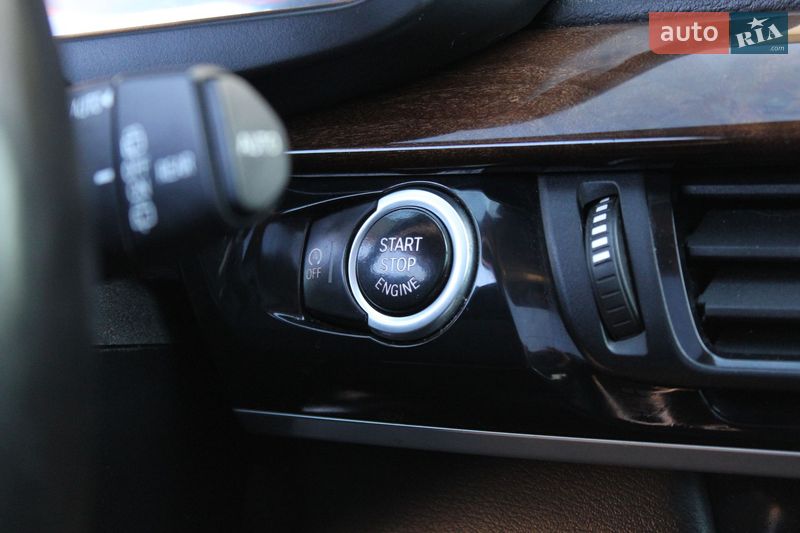 Позашляховик / Кросовер BMW X5 2015 в Рівному