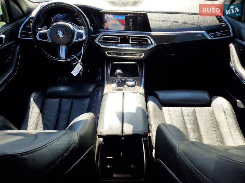 Внедорожник / Кроссовер BMW X5 2022 в Киеве