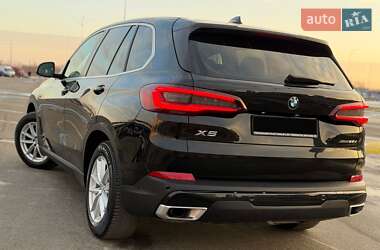 Внедорожник / Кроссовер BMW X5 2021 в Киеве