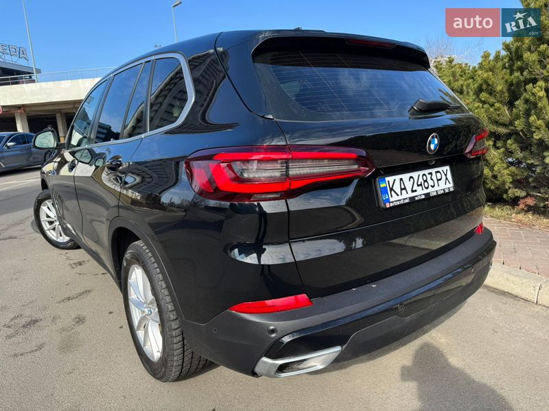 Позашляховик / Кросовер BMW X5 2021 в Києві