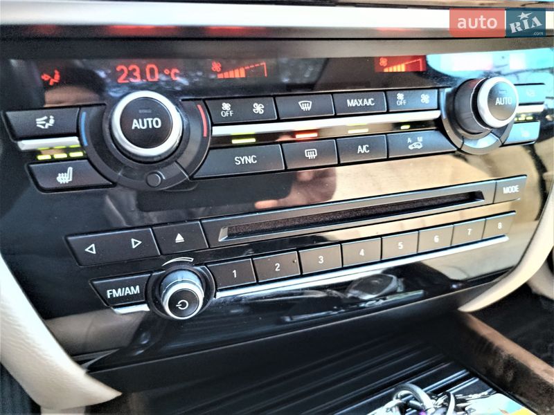 Внедорожник / Кроссовер BMW X5 2015 в Одессе