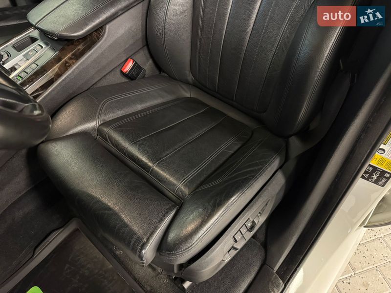 Позашляховик / Кросовер BMW X5 2015 в Києві