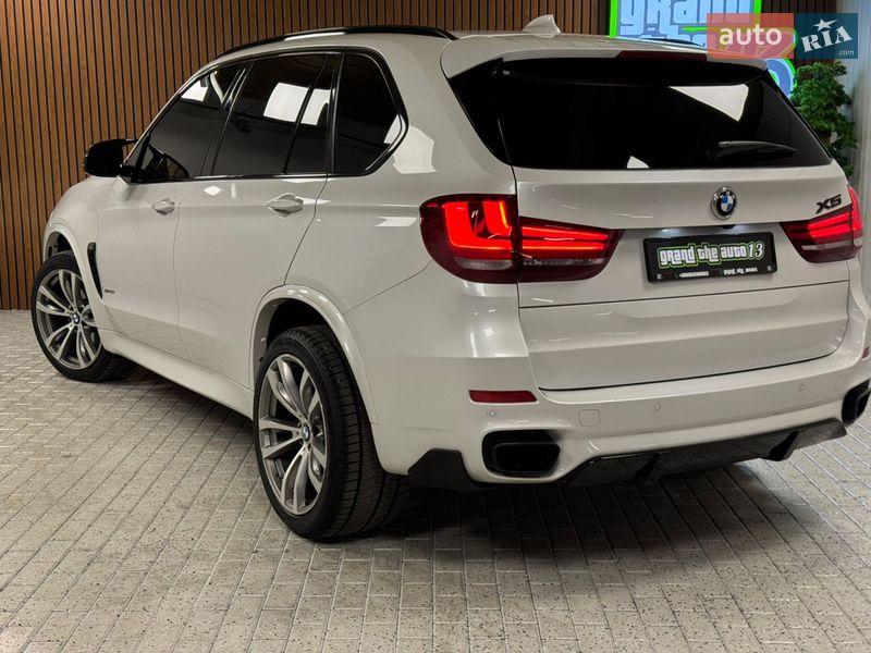 Позашляховик / Кросовер BMW X5 2015 в Києві