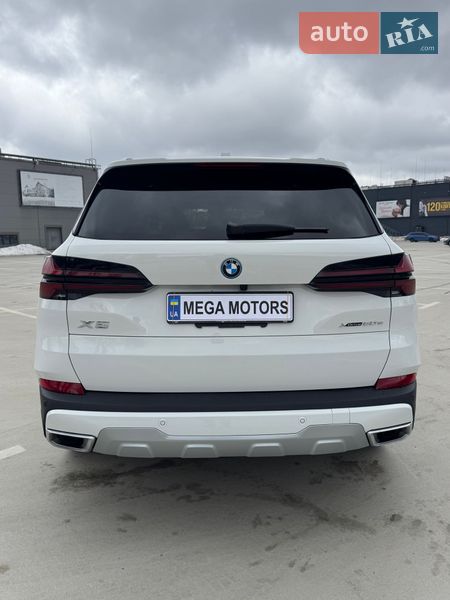 Внедорожник / Кроссовер BMW X5 2025 в Киеве
