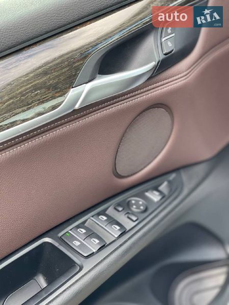 Внедорожник / Кроссовер BMW X5 2014 в Киеве