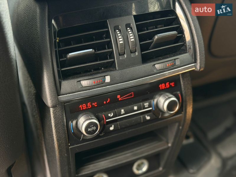 Внедорожник / Кроссовер BMW X5 2016 в Киеве