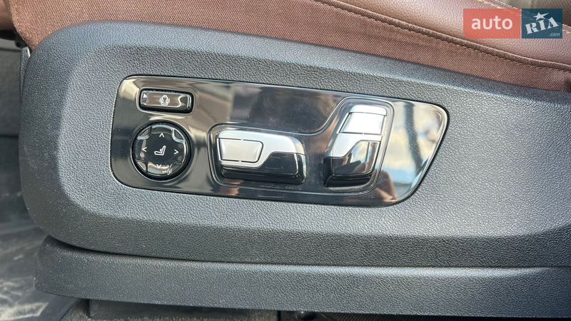 Внедорожник / Кроссовер BMW X5 2019 в Киеве