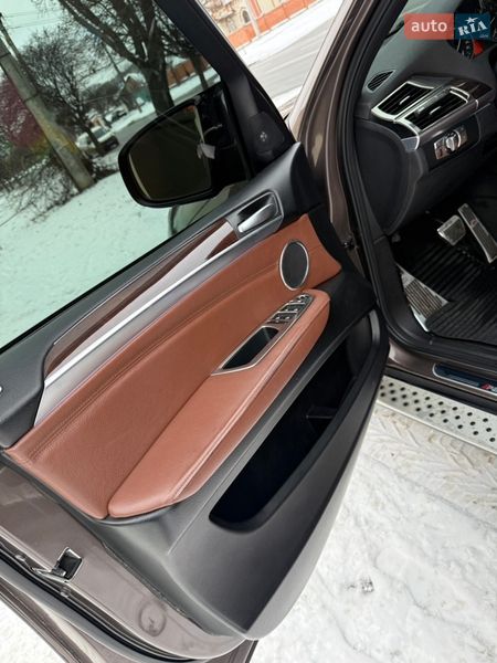 Внедорожник / Кроссовер BMW X5 2012 в Харькове