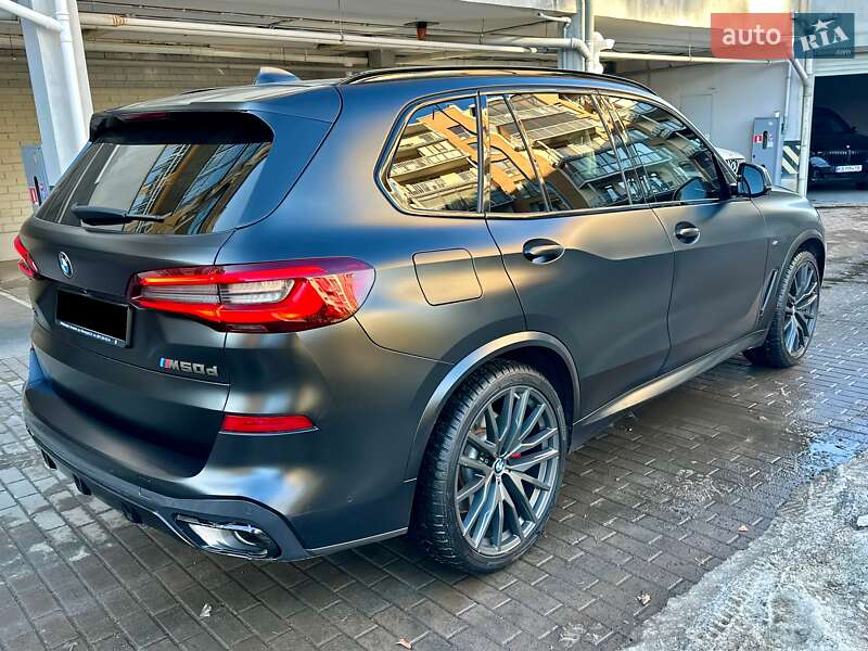 Внедорожник / Кроссовер BMW X5 2022 в Киеве