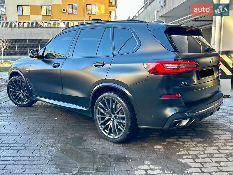 Внедорожник / Кроссовер BMW X5 2022 в Киеве