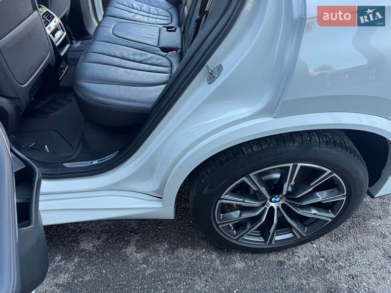 Внедорожник / Кроссовер BMW X5 2020 в Тернополе