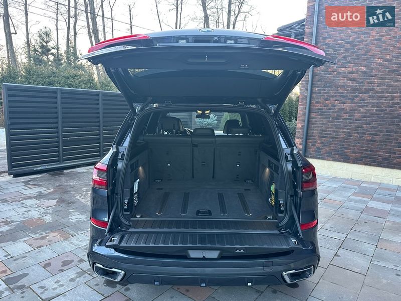 Внедорожник / Кроссовер BMW X5 2019 в Киеве