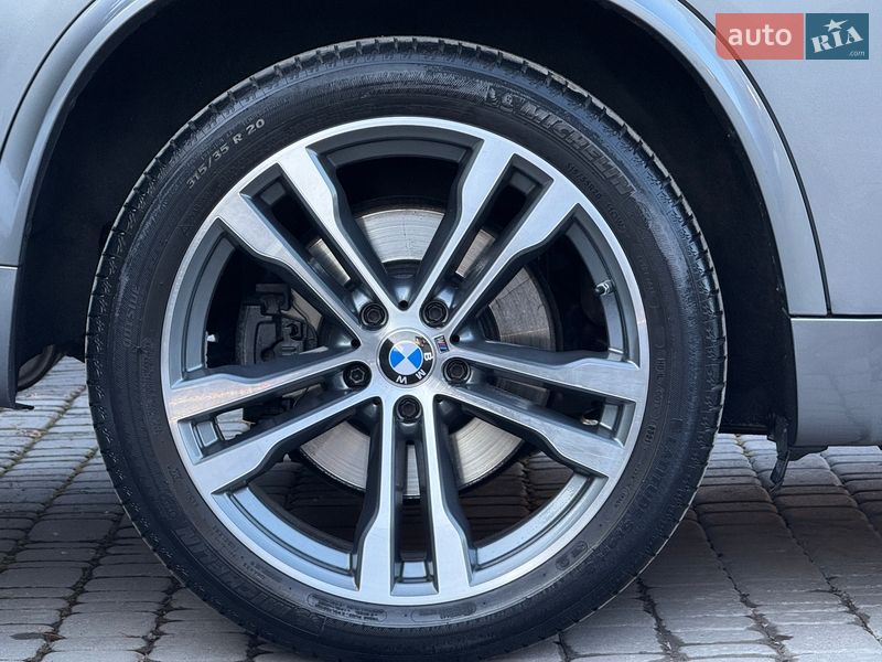 Внедорожник / Кроссовер BMW X5 2016 в Ровно