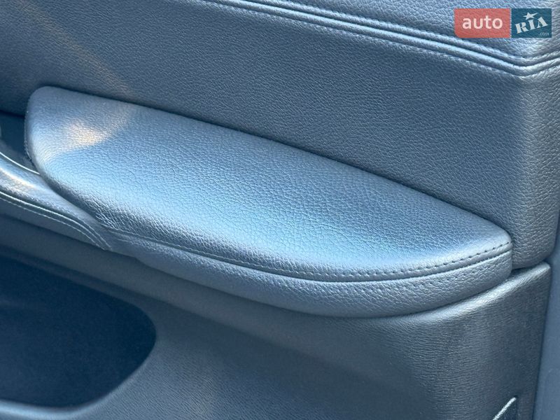 Внедорожник / Кроссовер BMW X5 2016 в Ровно