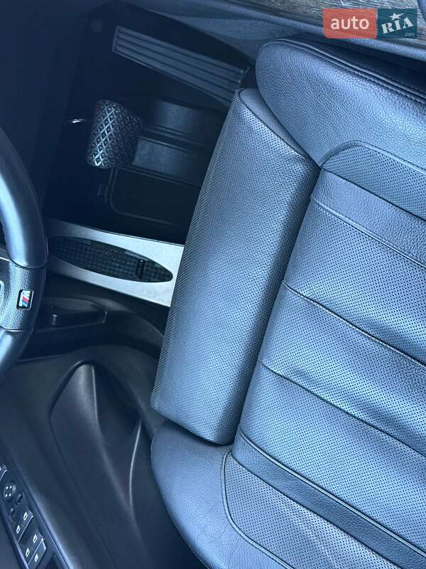 Внедорожник / Кроссовер BMW X5 2016 в Ровно