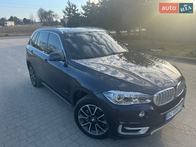 Позашляховик / Кросовер BMW X5 2016 в Львові