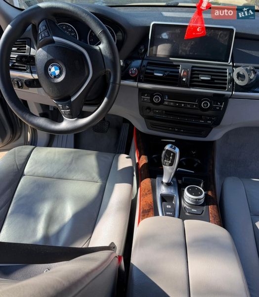 Внедорожник / Кроссовер BMW X5 2008 в Новоселице