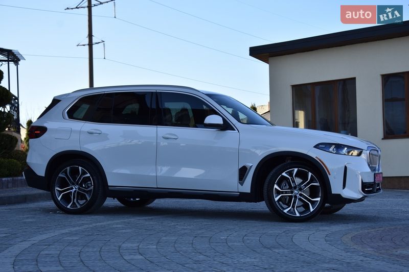 Внедорожник / Кроссовер BMW X5 2023 в Львове