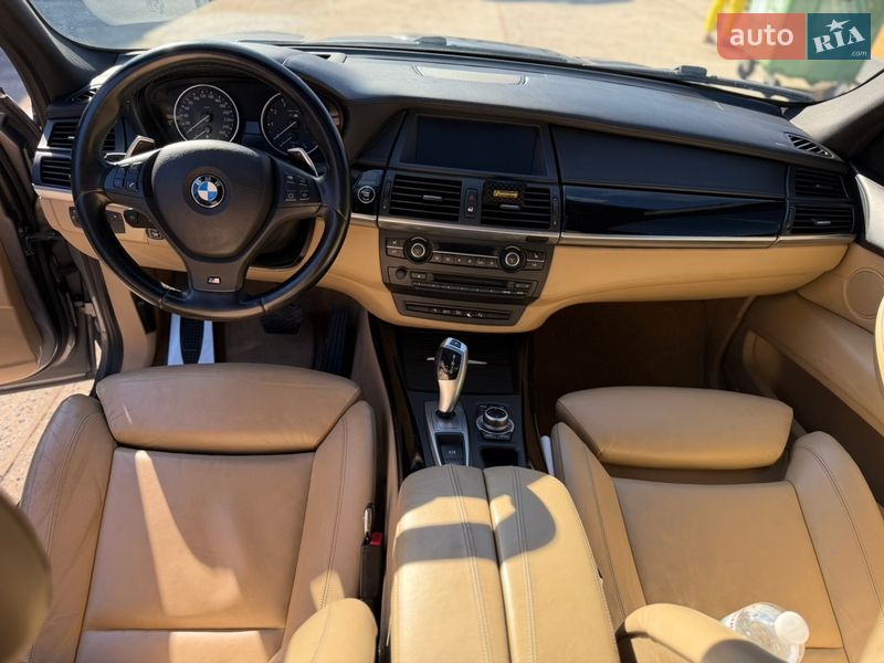 Внедорожник / Кроссовер BMW X5 2012 в Житомире