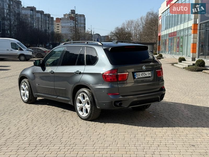 Внедорожник / Кроссовер BMW X5 2010 в Хмельницком