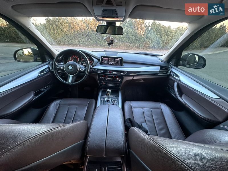 Внедорожник / Кроссовер BMW X5 2016 в Киеве