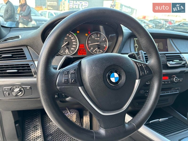 Позашляховик / Кросовер BMW X5 2012 в Львові