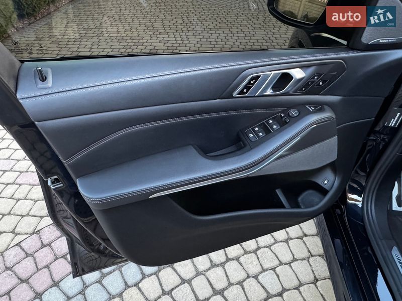 Внедорожник / Кроссовер BMW X5 2021 в Луцке