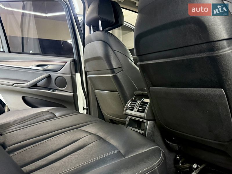 Внедорожник / Кроссовер BMW X5 2017 в Николаеве