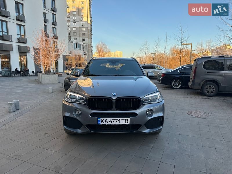 Внедорожник / Кроссовер BMW X5 2016 в Киеве