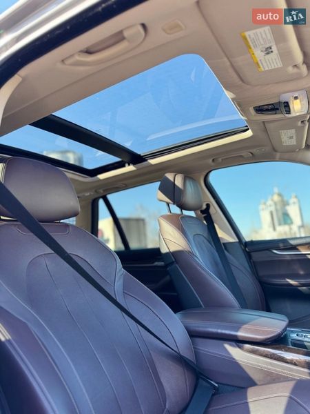 Позашляховик / Кросовер BMW X5 2014 в Києві