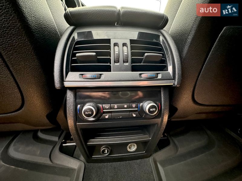 Внедорожник / Кроссовер BMW X5 2014 в Одессе