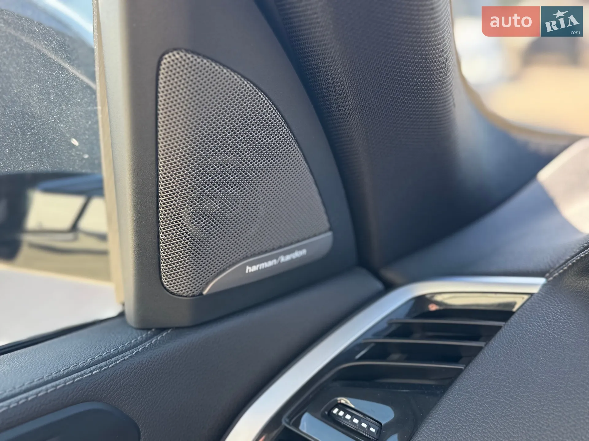 2022 BMW X5 - мініатюра 22