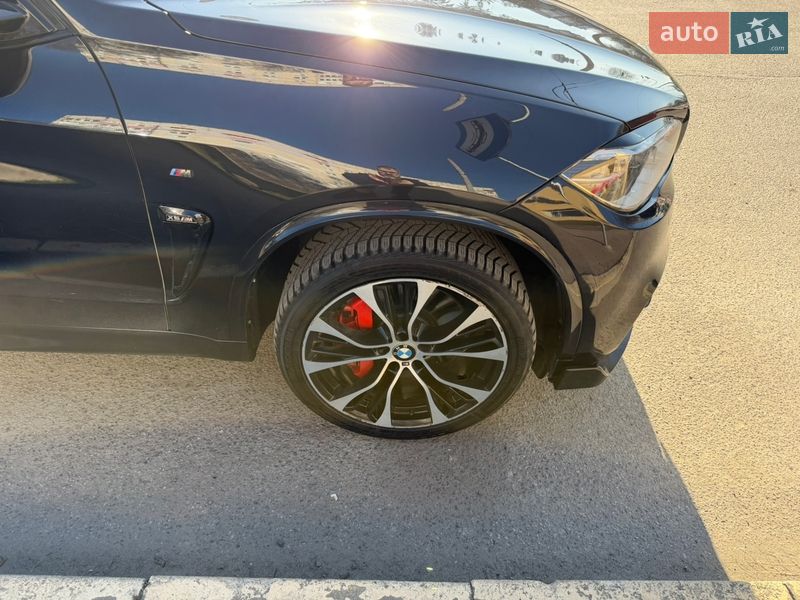 Позашляховик / Кросовер BMW X5 2013 в Чернівцях