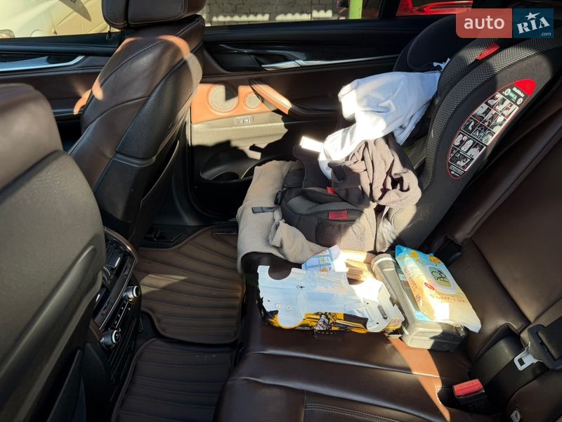 Позашляховик / Кросовер BMW X5 2013 в Чернівцях