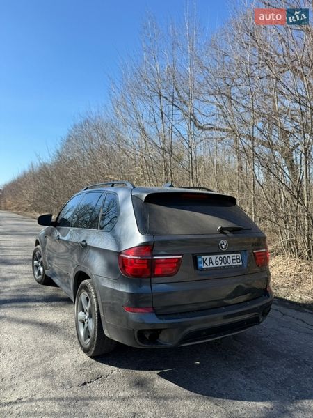 Внедорожник / Кроссовер BMW X5 2010 в Гайсине